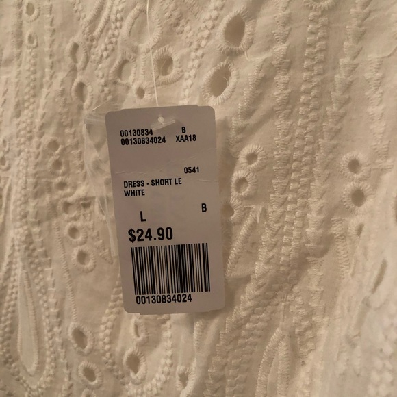 Forever 21 eyelet dress - Picture 4 of 6